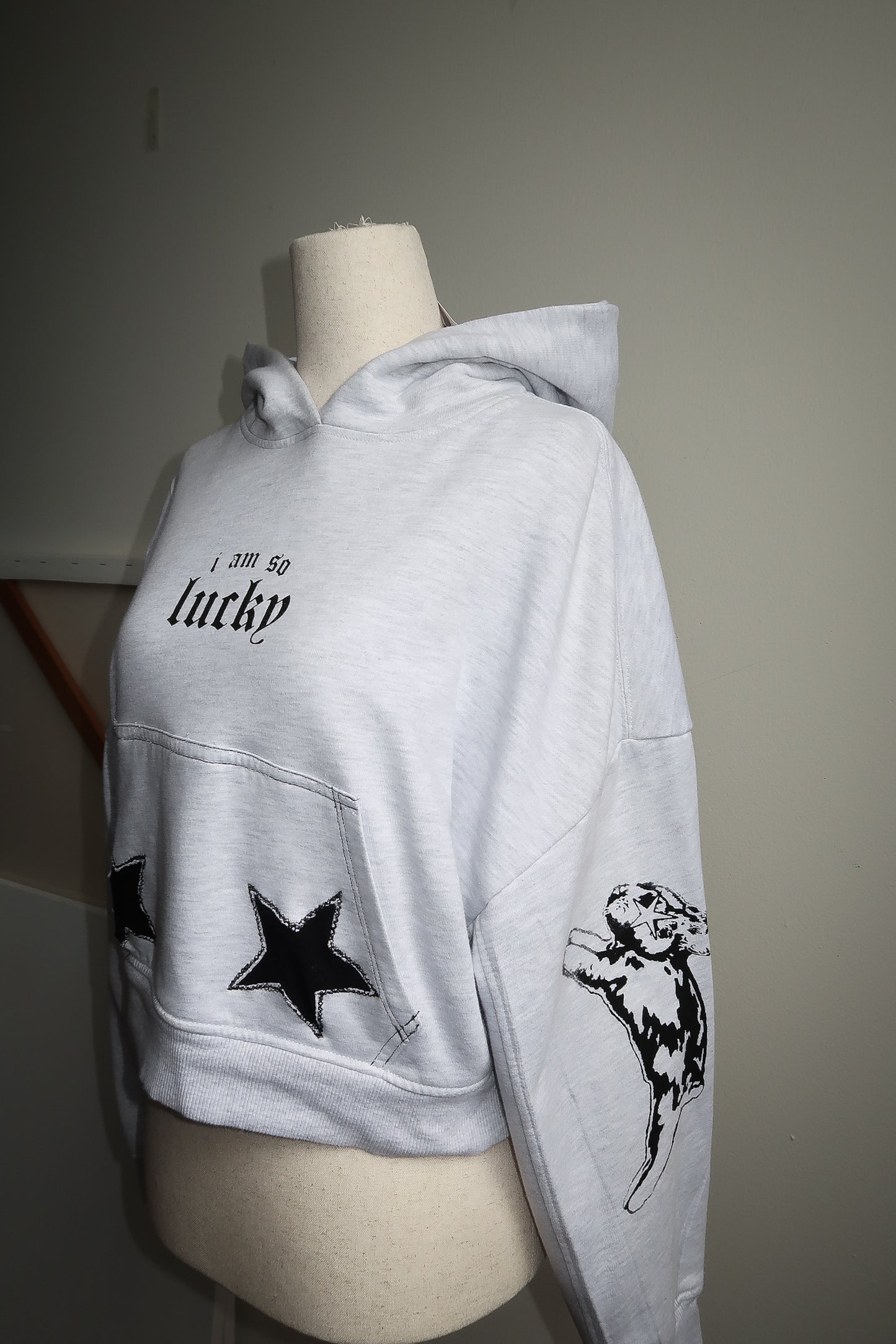 LUCKY STARS Hoodie - M