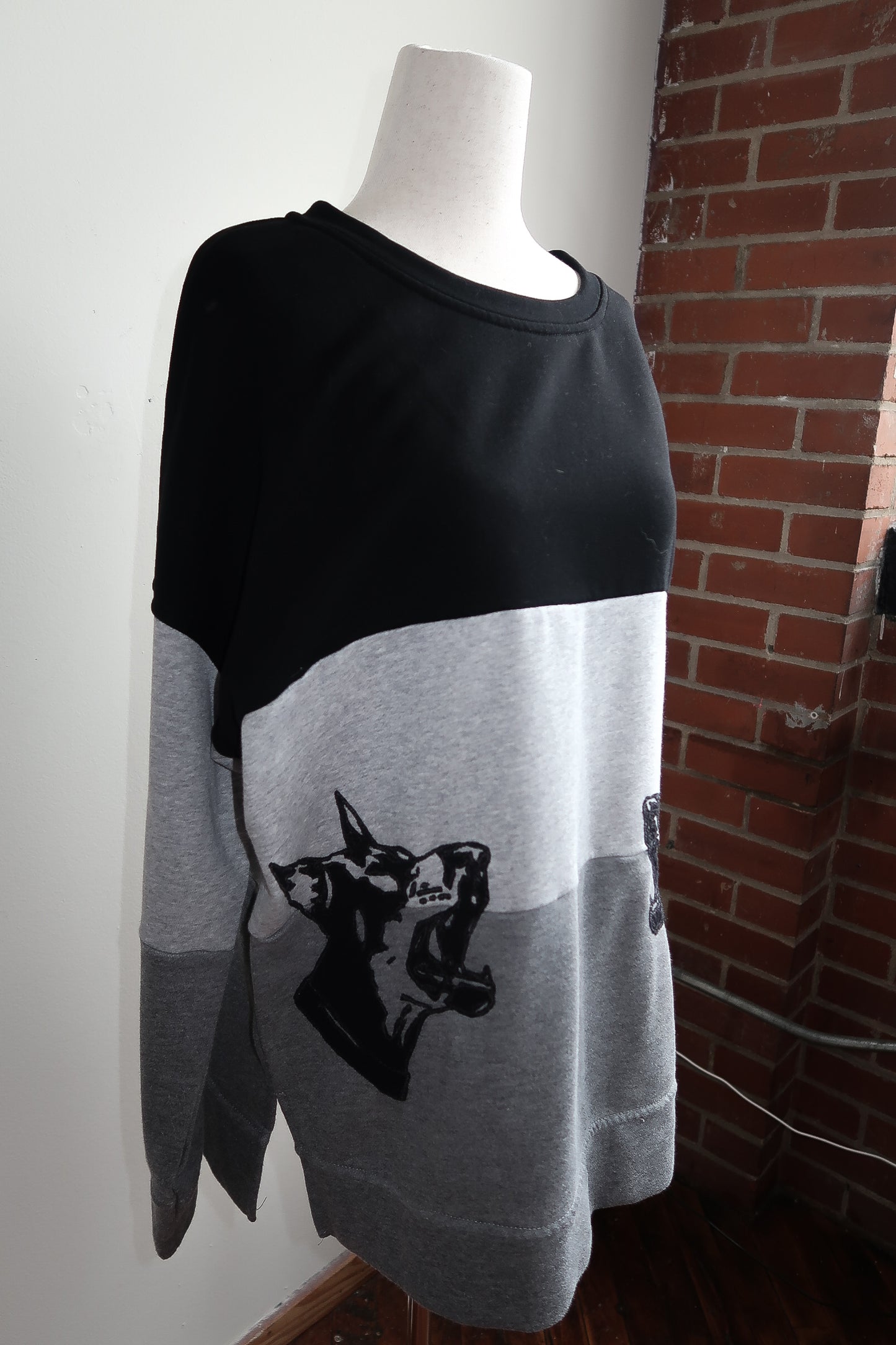LOVE PUP Colorblock Crew - XL